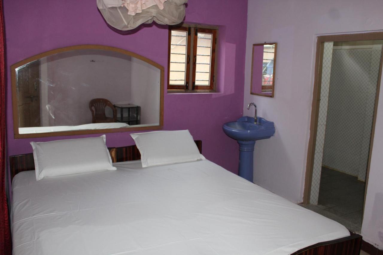 Riverside Homestay Hampi Luaran gambar